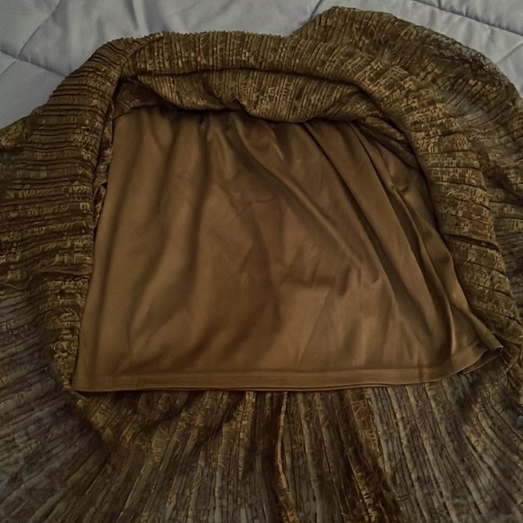 Skirt - Picture 2 of 5